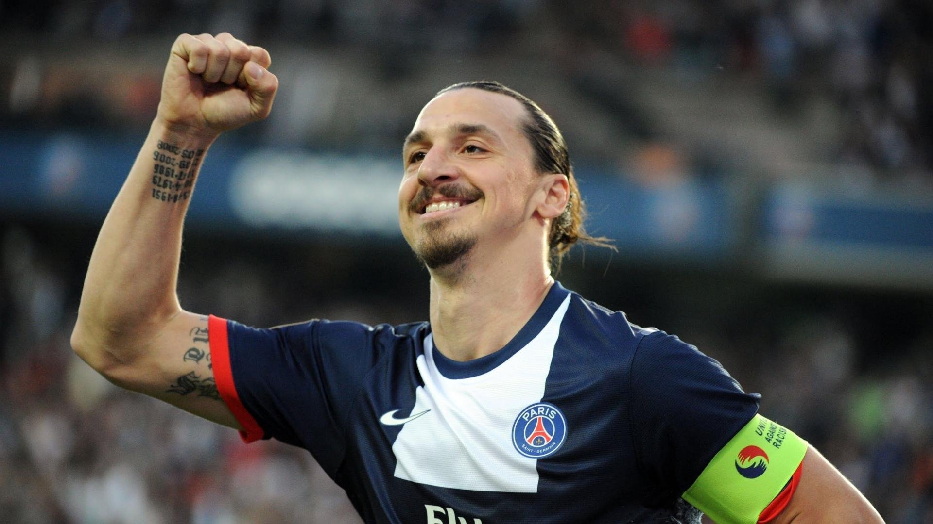 NBA季后赛之夜，伊布稳定输出不掉线，当篮球场遇见绿茵场的关键先生